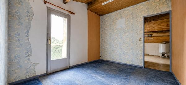 MAISON DE VILLE EN PIERRE À RÉNOVER AVEC POTENTIEL Détails des diagnostics énergétiques