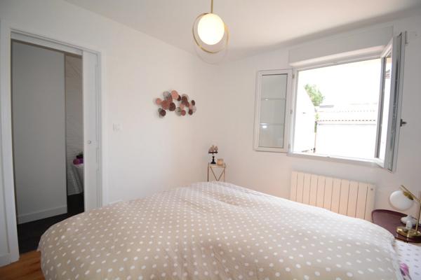 Maison à vendre 6 pièces ANGOULEME centre 3 chambres, bureau, jardin, garage, piscine