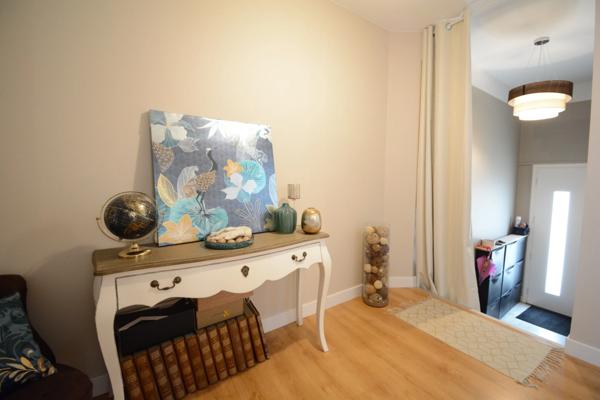 Maison à vendre 6 pièces ANGOULEME centre 3 chambres, bureau, jardin, garage, piscine