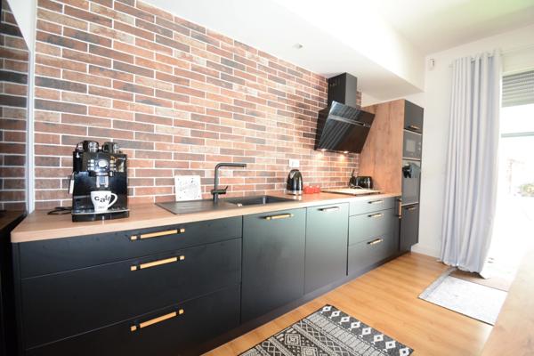 Maison à vendre 6 pièces ANGOULEME centre 3 chambres, bureau, jardin, garage, piscine