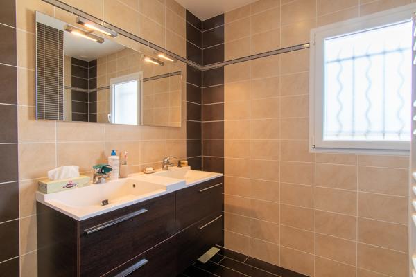 Maison Vignoux Sur Barangeon 6 pièce(s) 140.1 m2