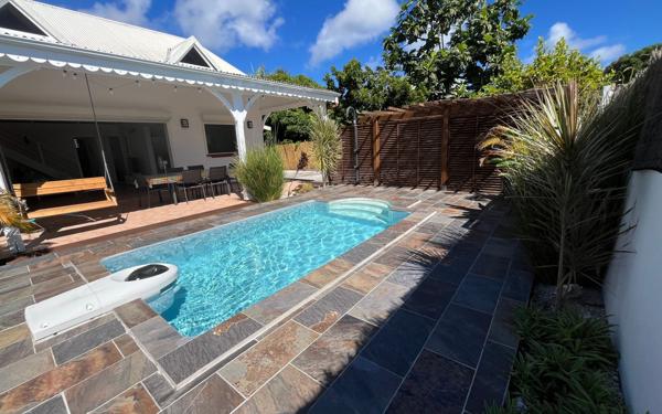 Maison à vendre    4 pièces • 111 m2 Saint-François