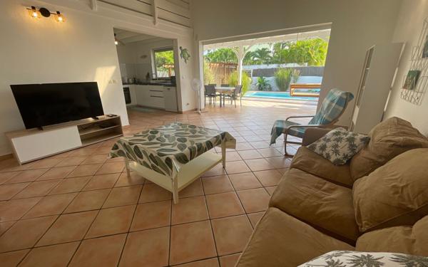 Maison à vendre    4 pièces • 111 m2 Saint-François