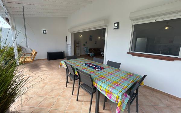 Maison à vendre    4 pièces • 111 m2 Saint-François