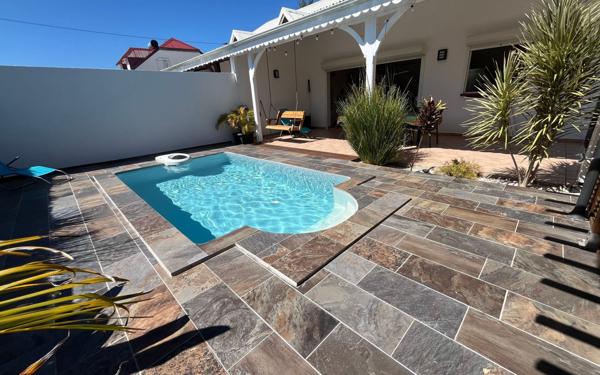 Maison à vendre    4 pièces • 111 m2 Saint-François