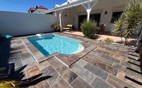 Maison à vendre    4 pièces • 111 m2 Saint-François