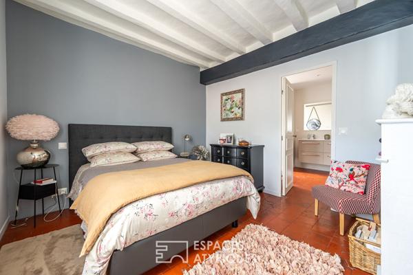 Maison de charme avec dependances dans le centre ville de loches