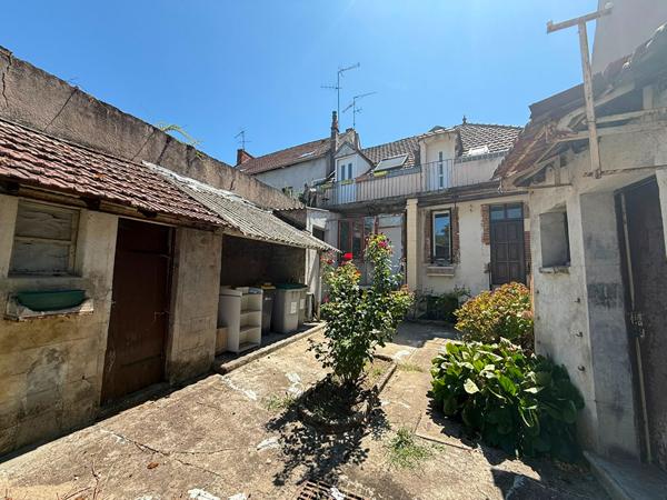 Immeuble 3 pièces 63 m2
