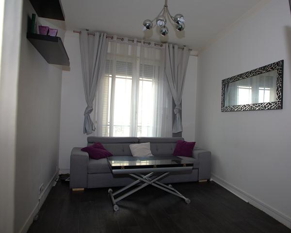 Beau F2 lumineux  - Très bon état - 1er Etage sans ascenseur - Faibles charges