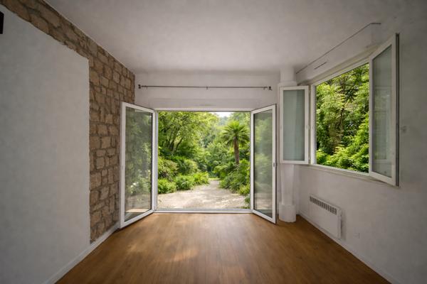 Montpellier (34000) Montpellier Arceaux. Appartement bourgeois avec jardin privatif, terrasses & parking..