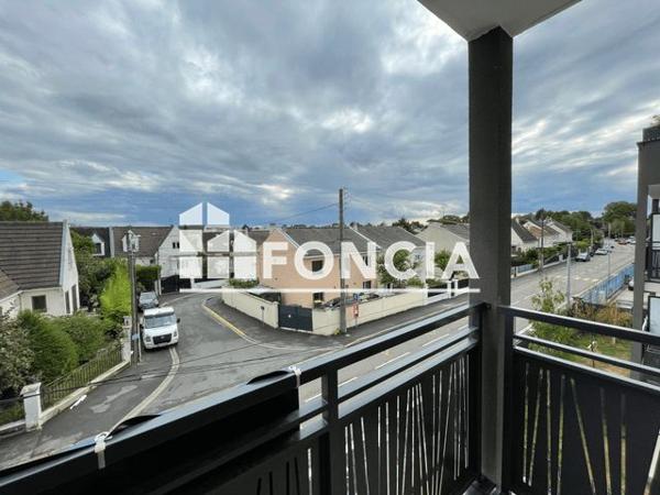 Location Appartement 3 pièces 60.8 m² - 2-2 BIS RUE DE LA PIERRE ROLLET Pontault Combault 77340