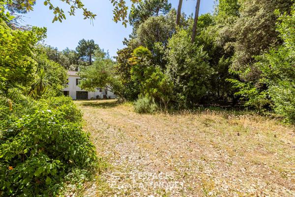 À deux pas de l’océan, un havre de quiétude au cachet d’antan