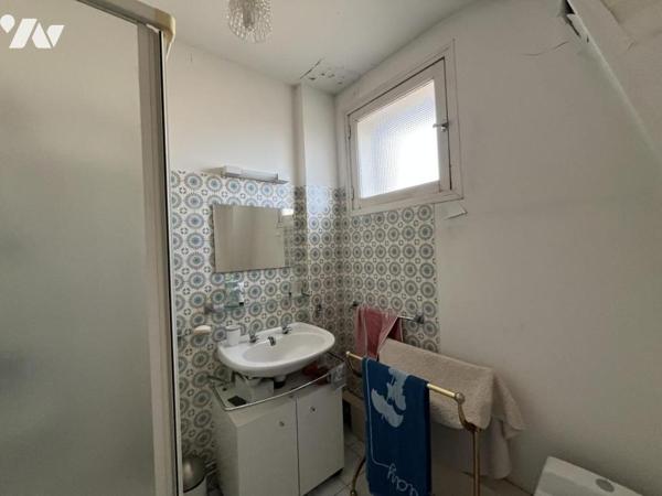 Maison d’habitation sur sous-sol