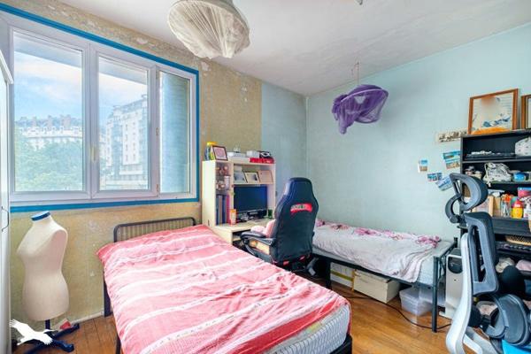 Appartement à vendre 318 000 € Lyon 07 3 p 76 m² DPE E