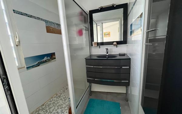 Appartement à vendre    2 pièces • 49,14 m2 Saint-François