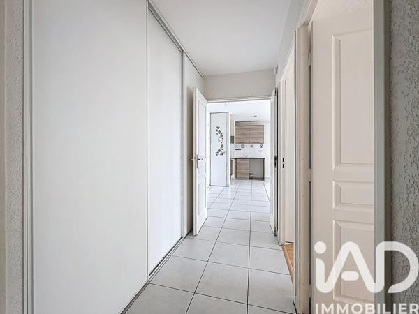 Appartement à vendre 3 pièces 61,41 m² Lyon 8