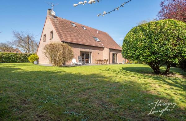 VILLA DE 206M2 HABITABLES DANS SECTEUR RECHERCHE