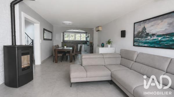 Maison à vendre 6 pièces 140 m² Peyrolles-en-Provence