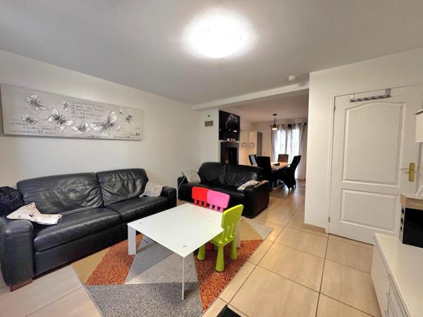 Maison 92 m2 - 3 chambres- 412 m2 terrain- garage-  Freneuse 78840