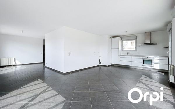 Appartement à vendre    5 pièces • 109,43 m2 Villeurbanne