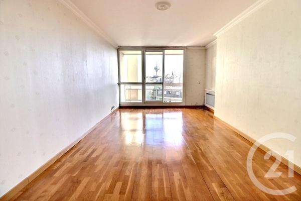 Appartement F4 à vendre  4 pièces - 85,61 m2 LES LILAS - 93