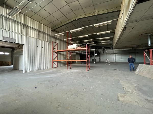 Local d'activité Orvault 1900 m²