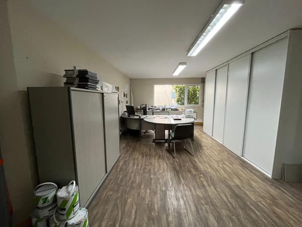 Local d'activité Orvault 1900 m²