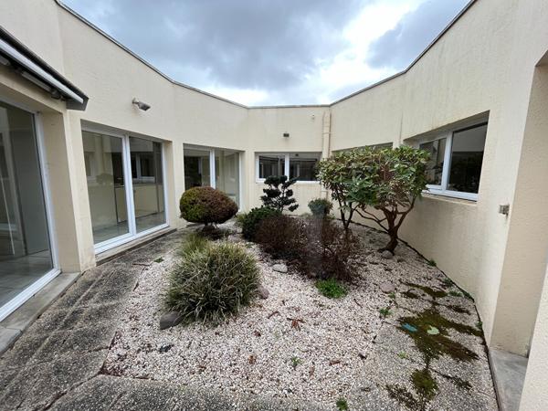Local d'activité Orvault 1900 m²