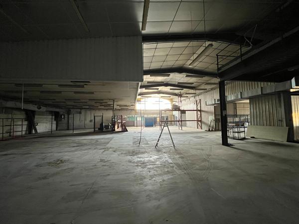 Local d'activité Orvault 1900 m²