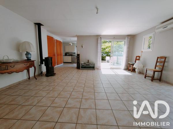 Maison à vendre 7 pièces 186 m² La Tour-d'Aigues