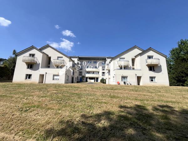 Studio
                                                                                                                                                                                                                                                                                                                        1 pièce(s)                                                                                                                                                                                                                                                                                                                              25.45  m²