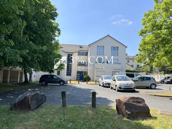 Studio
                                                                                                                                                                                                                                                                                                                        1 pièce(s)                                                                                                                                                                                                                                                                                                                              25.45  m²