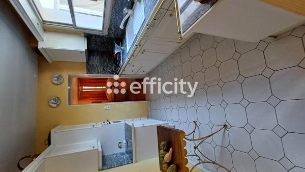 Maison 8 pièces - 289 m² Exclusivité efficity