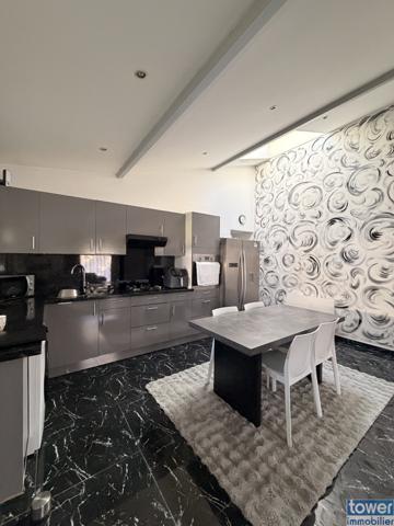 Maison
                                                                                                                                                                                                                                                                                                                        3 pièce(s)                                                                                                                                                                                                          2 chambre(s)                                                                                                                                                                                                          76  m²
