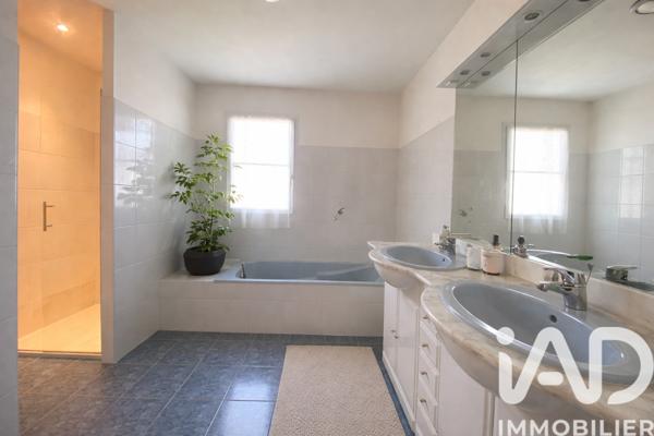 Maison à vendre 5 pièces 106 m² Talmont-Saint-Hilaire
