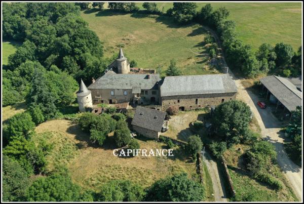 Propriété de caractère à vendre 17 pièces AUBIN (12)