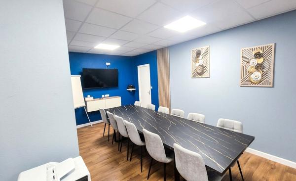 À VENDRE OU À LOUER - BUREAUX DE 67 M² - HYPER-CENTRE DE ROANNE
