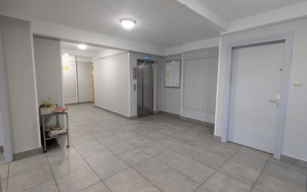 Appartement à vendre    2 pièces • 46,68 m2 Hérouville-Saint-Clair