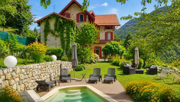 Vente Villa de luxe Saint-Martin-Vésubie 7 Pièces 330 m²