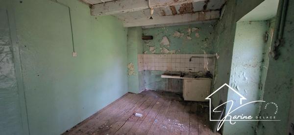 Maison ancienne à rénover à La Chomeilles