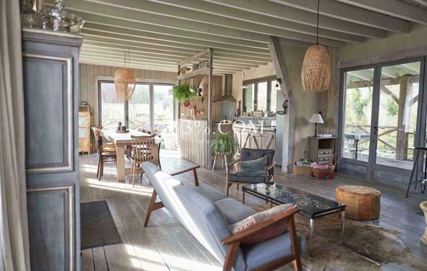 Maison 8 pièce(s) 6 chambre(s) 147 m²