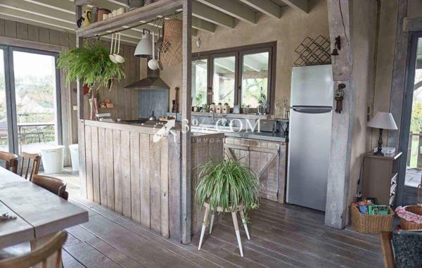 Maison 8 pièce(s) 6 chambre(s) 147 m²