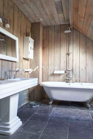 Maison 8 pièce(s) 6 chambre(s) 147 m²