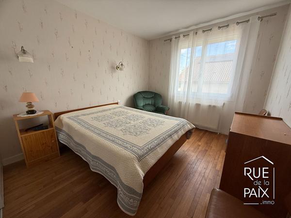 86140 LENCLOITRE Maison Lencloitre 4 pièce(s) 95m2