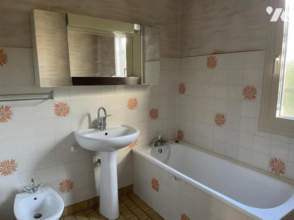 Maison de plain pied VALREAS