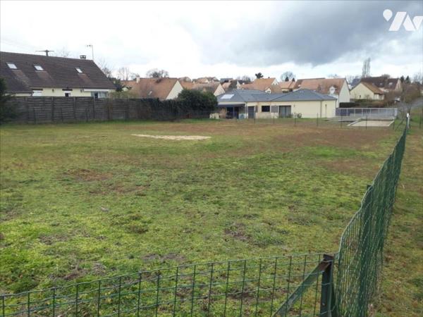 PARIGNE L'EVEQUE, terrain constructible