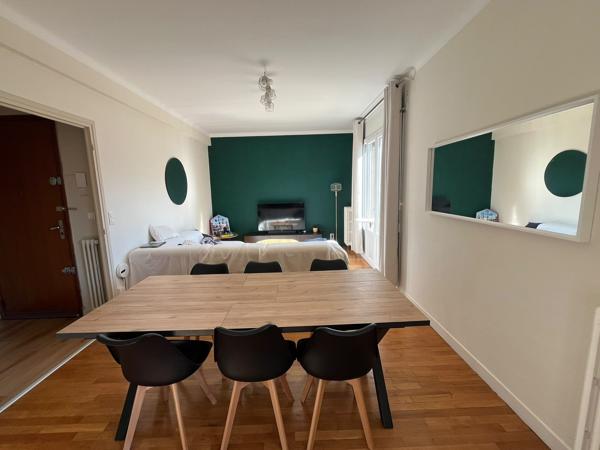 Appartement
         3 pièces
        - 67 m² Exclusivité 148 000 € *