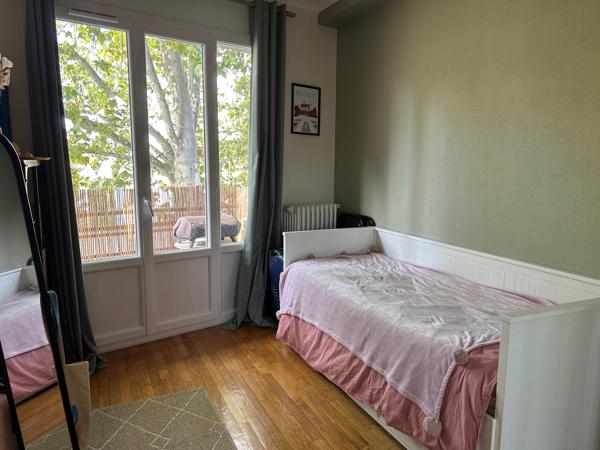 Appartement
         3 pièces
        - 67 m² Exclusivité 148 000 € *