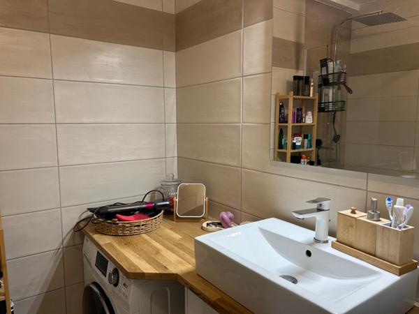 Appartement
         3 pièces
        - 67 m² Exclusivité 148 000 € *