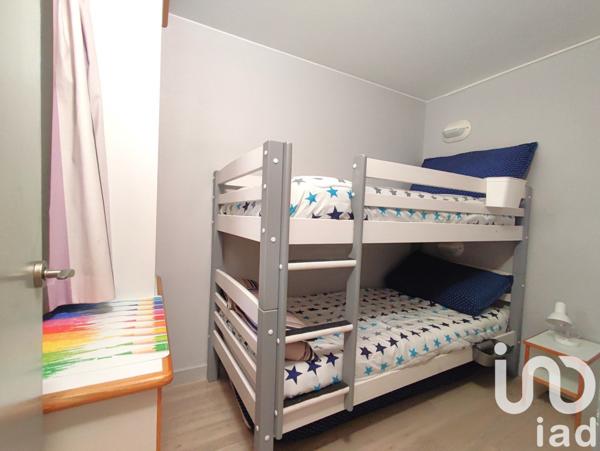 Appartement 2 pièces de 27 m² à Saint-Raphaël (83530)